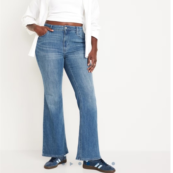High-Waisted Flare Jeans - Picture 1 of 2